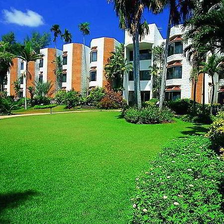 Palmeraie Beach Hotel, Rayong Ban Ang Exterior foto
